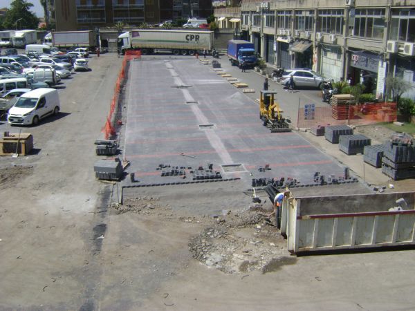 Superstore Deco     Tremestrieri Etneo     24 di 38 