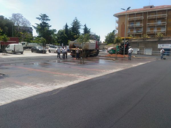Superstore Deco     Tremestrieri Etneo     31 di 38 